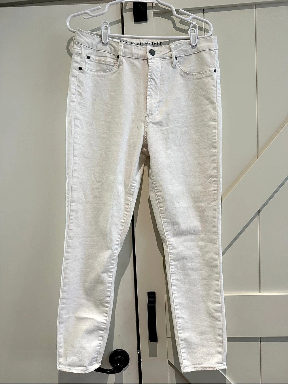 Articles of Society Skinny Jeans in White Like New